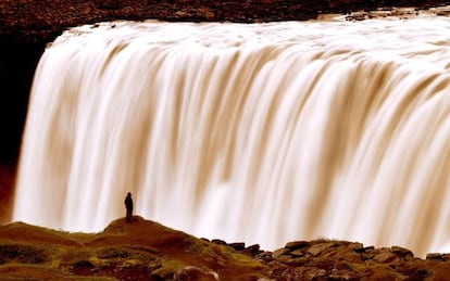 La cascada de Dettifoss, en Islandia,la más caudalosa de Europa.