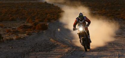 Antoine Meo, durante la sexta etapa del Dakar