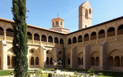 Claustro del monasterio de Valbuena, en Valladolid.