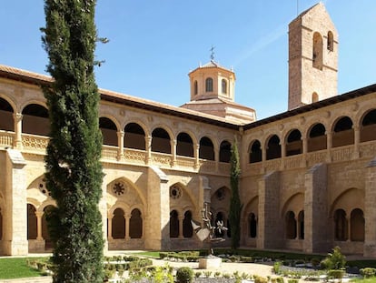 Claustro del monasterio de Valbuena, en Valladolid.