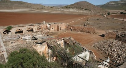 Estado del Cortijo del Fraile, en Nijar, a finales de 2011.