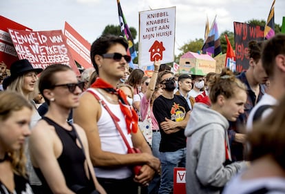 Protesta por los problemas de acceso a la vivienda en Holanda, el 12 de septiembre en Ámsterdam.