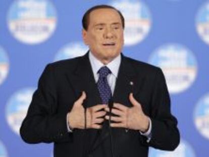 Berlusconi es condenado por fraude fiscal, pero ve aplazada su inhabilitación