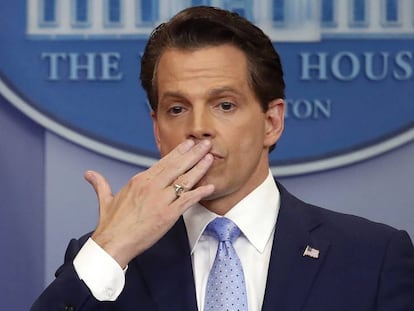 Scaramucci,en la presentaci&oacute;n a la prensa como director de comunicaci&oacute;n