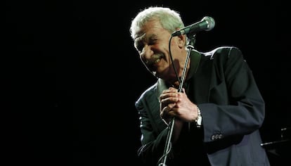 Paolo Conte durante una presentaci&oacute;n en los Jardins de Pedralbes de Barcelona en junio 2016.