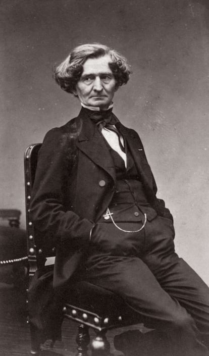 El compositor francés Hector Berlioz, alrededor de 1860.