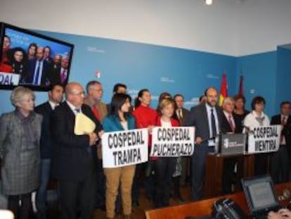 La Cortes inician la tramitación de la ley electoral con la protesta del PSOE