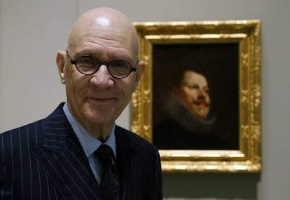William B. Jordan, el pasado junio junto al 'Retrato de Felipe III', que donó al Museo del Prado.