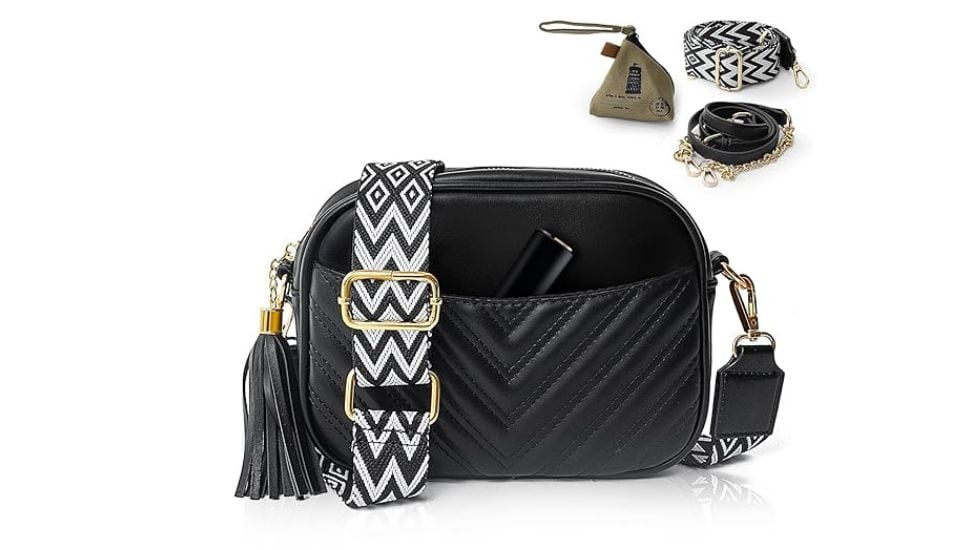 Bandolera de cuero vegano.