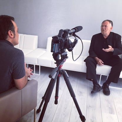 Fernando Casado entrevistando a Jan Gehl en el Hotel Regina, Madrid