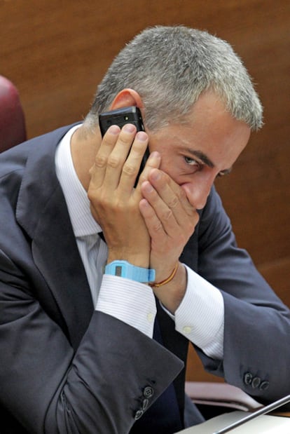 Ricardo Costa (PP), en el pleno de las Cortes Valencianas.