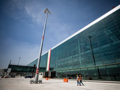 El exterior de la Terminal 1 del futuro Aeropuerto Internacional Felipe Ángeles.