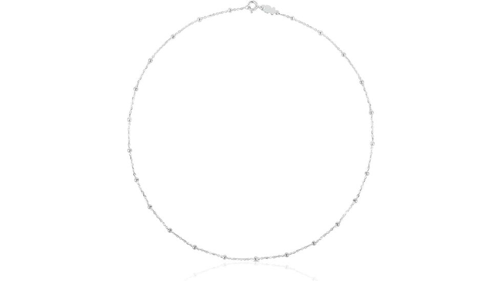 La gargantilla tiene una longitud de 45 cm.