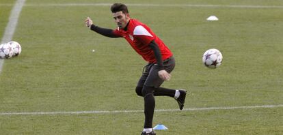 David Villa durante el entrenamiento en el Vicente Caldern.