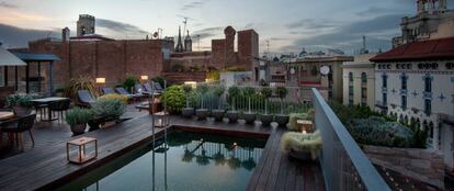 La piscina del hotel Mercer, en la azotea del edificio.