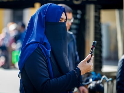 Sevilla prohibir burka y niqab