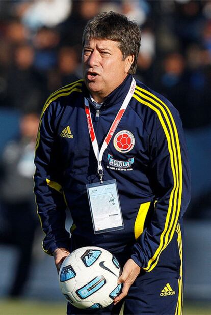 Hernán Darío Gómez, durante un partido de la selección colombiana.