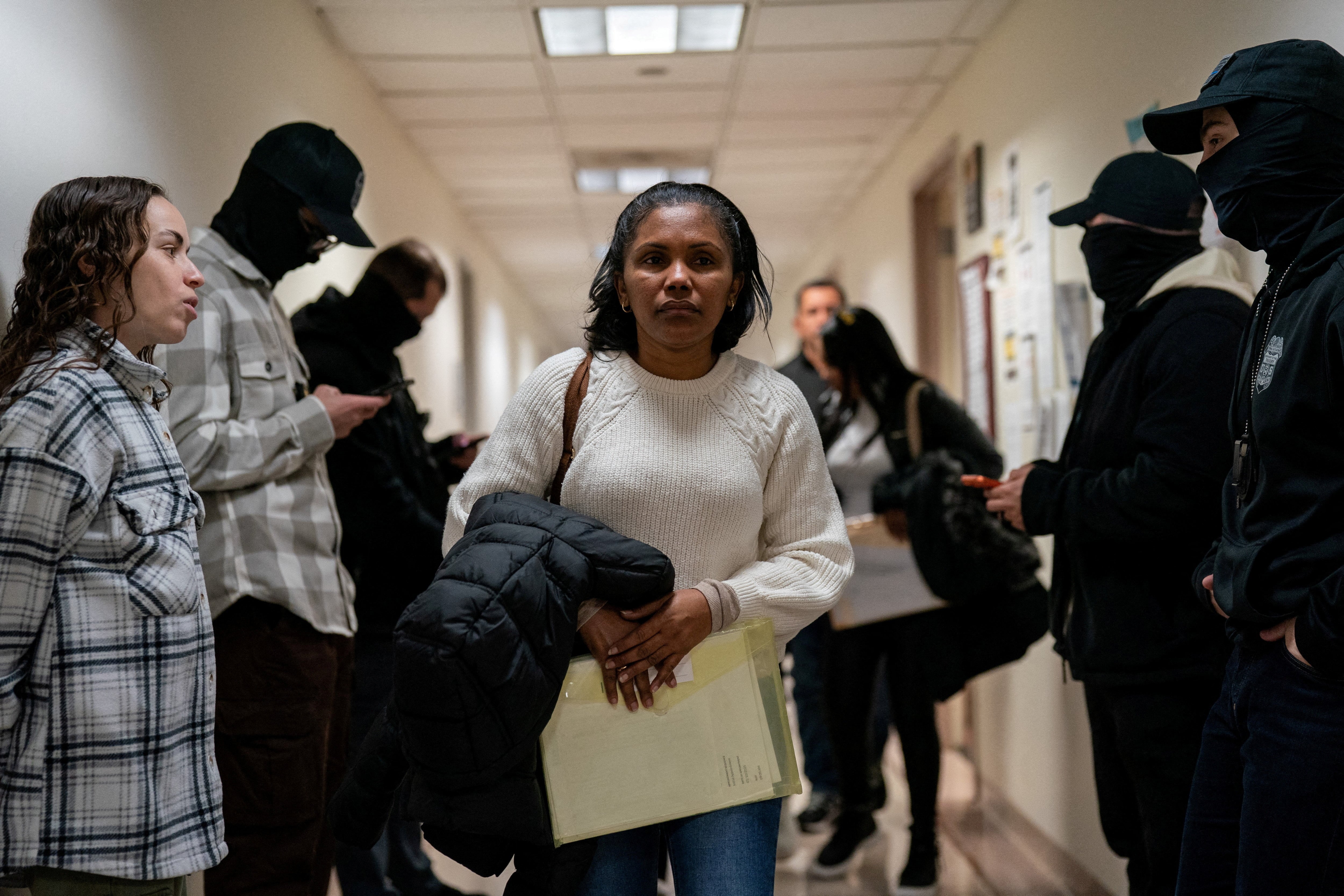 La Administración Trump planea detener a los refugiados que no hayan obtenido la ‘green card’