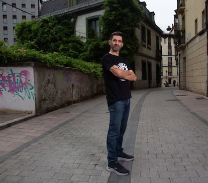 El escritor Ricardo Gómez en Ordizia, Gipuzkoa, el 4 de julio de 2025.