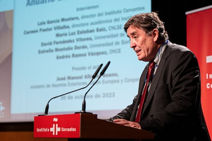 El director del Instituto Cervantes, Luis García Montero, durante la presentación del 'Anuario. 2023. El español en el mundo'.