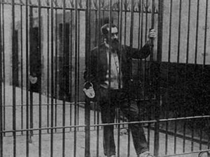 Sabino Arana, en la cárcel de Larrinaga (1902), donde gestó su libro <b><i>Evolución españolista</b></i>.
