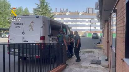 La Guardia Civil ha detenido a un hombre como supuesto responsable del incendio forestal declarado en Mombeltrán (Ávila) el 28 de julio.
