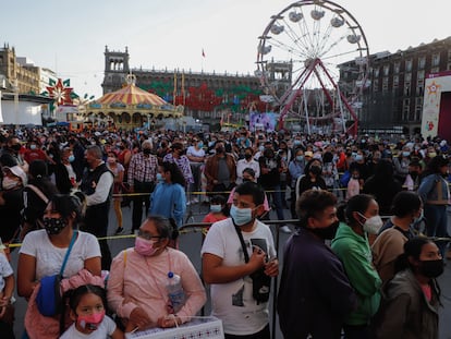 La verbena navideña, en el Zócalo de Ciudad de México.