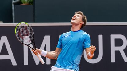 Pablo Carreño celebra su triunfo en el ATP 500 de Hamburgo.