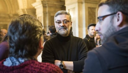 Carles Riera amb altres diputats de la CUP.