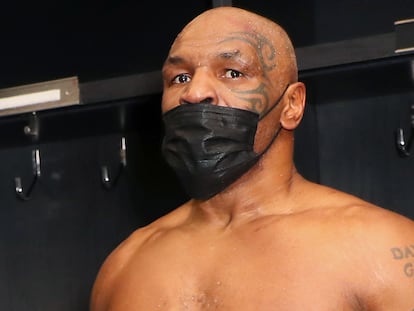 Mike Tyson después de su combate contra Roy Jones celebrado el pasado sábado en Los Ángeles.