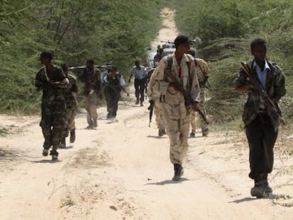 Soldados progubernamentales, cerca de Mogadiscio.