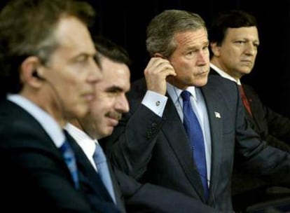 Tony Blair, José María Aznar, George W. Bush y José Manuel Durão Barroso en 2003, en las Azores.