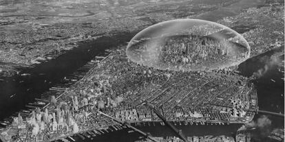 *Foto: Proyecto Cúpula sobre Manhattan, 1960. Cortesía de The Estate of R. Buckminster Fuller.