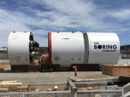 A tuneladora (mais conhecido como tatuzão) da The Boring Company.