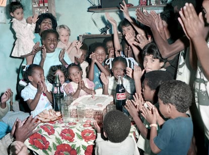 'Cumpleaños de Renatinha, Belo Horizonte, 1987', de Afonso Pimenta.