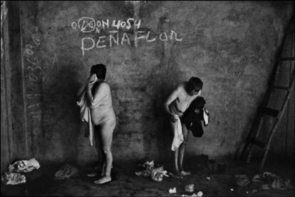 'Baño X', de la serie 'Antesala de un desnudo', 1999.