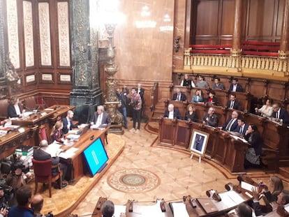 Salón de plenos del Ayuntamiento de Barcelona, en una sesión de 2019.