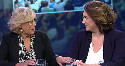 Manuela Carmena, izquierda, y Ada Colau, alcaldesas de Madrid y Barcelona, en la entrevista que realizaron juntas el pasado día 19 en 'El Intermedio'.