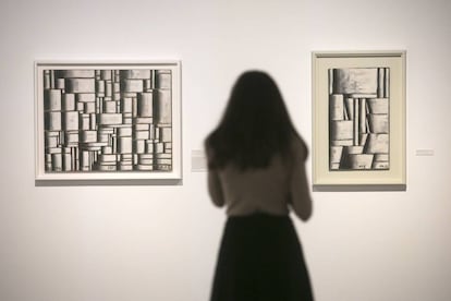 Exposición de Joaquín Torres-Garcia en la Fundacion Telefonica en Madrid.