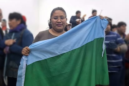 Bella Dori Guillermo Diego, boliviana, es legisladora y presidenta del órgano legislativo de la Autonomía Indígena Originaria Campesina (AIOC) Charangua Iyambae de su país.