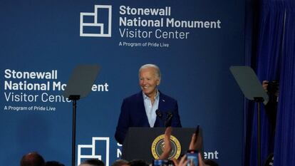 El presidente de EE UU, Joe Biden, durante la inauguración del Centro de Visitantes del Monumento Nacional Stonewall, este viernes en Nueva York.