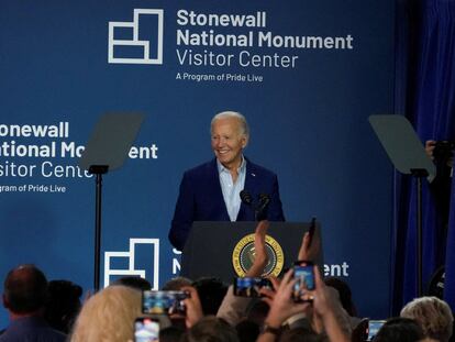 El presidente de EE UU, Joe Biden, durante la inauguración del Centro de Visitantes del Monumento Nacional Stonewall, este viernes en Nueva York.