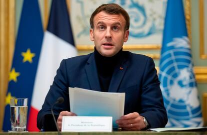 El presidente francés, Emmanuel Macron, al comienzo de una nueva conferencia sobre Líbano este miércoles, en París.