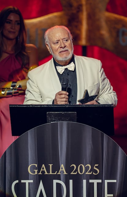 Finalmente, el premio Trayectoria fue para el promotor marbellí Pedro Rodríguez, en reconocimiento a su liderazgo al frente de la Fundación Sierra Blanca, un modelo de filantropía en Marbella orientado a generar un impacto real y duradero en la comunidad. 