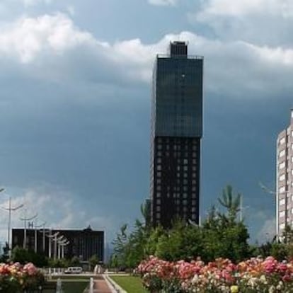 El edificio más alto de Castilla y León, a oscuras