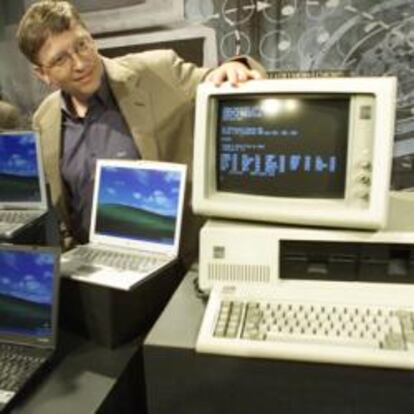 El fundador de Microsoft, Bill Gates, en la celebración del 20 aniversario del IBM 5150 PC en 2001