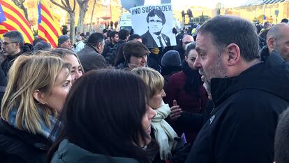 El presidente de ERC, Oriol Junqueras, ha abandonado la manifestación independentista entre silbidos y abucheos.