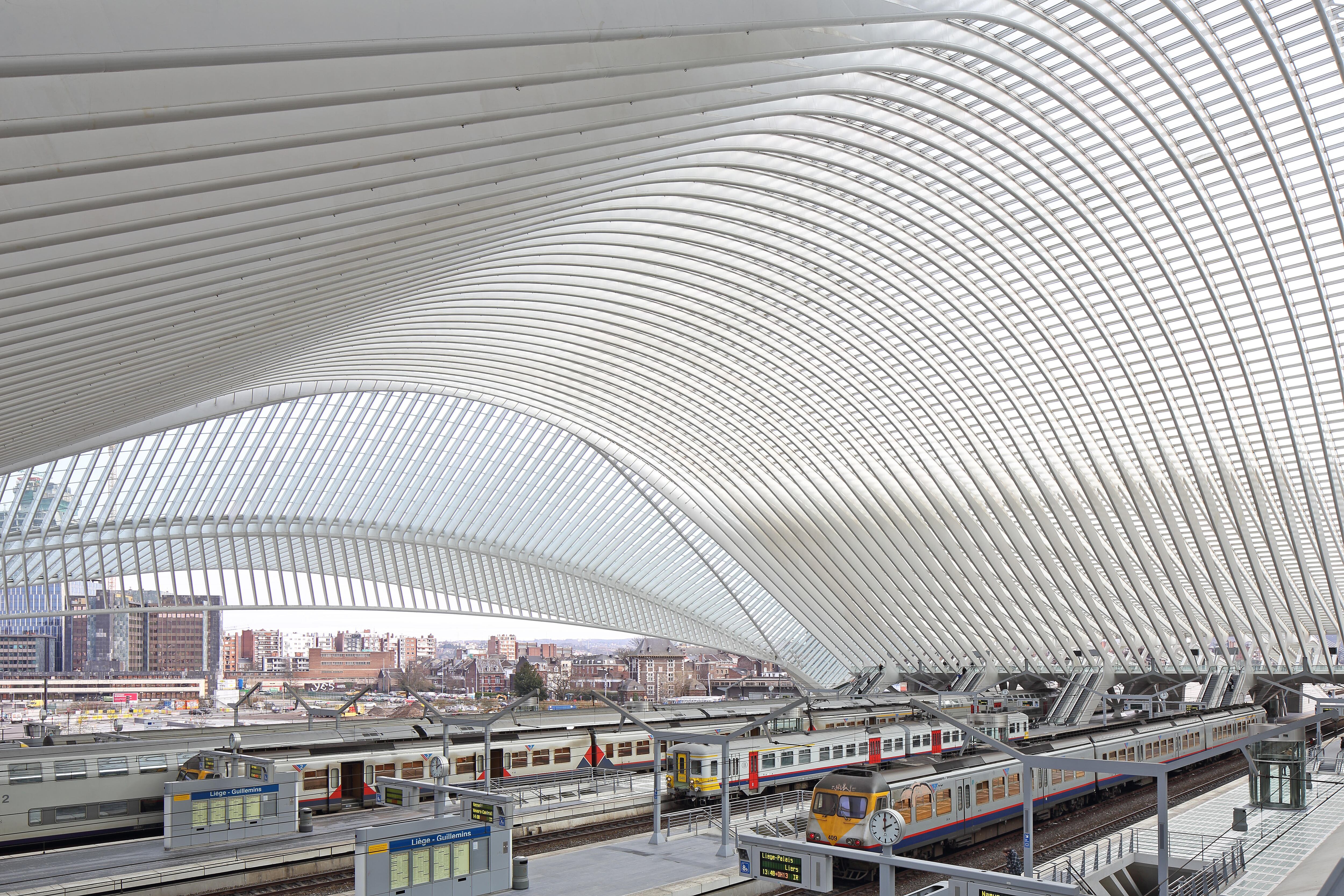 Estación de tren de Lieja, diseñada por Santiago Calatrava.