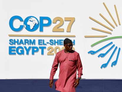 A man walks outside of the Sharm El Sheikh International Convention Centre during the COP27 climate summit opening in Egypt's Red Sea resort of Sharm el-Sheikh, Egypt November 6, 2022. REUTERS/Thaier Al-Sudani
