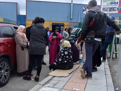 A group of porters wait together at the Ceuta border last Thursday.